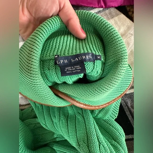 Ralph Lauren sleeveless braid sweater. Leather trim. Size M - Picture 5 of 5